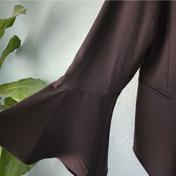 Harlowe and Graham new with tags fan sleeve blazer - Picture 4 of 13